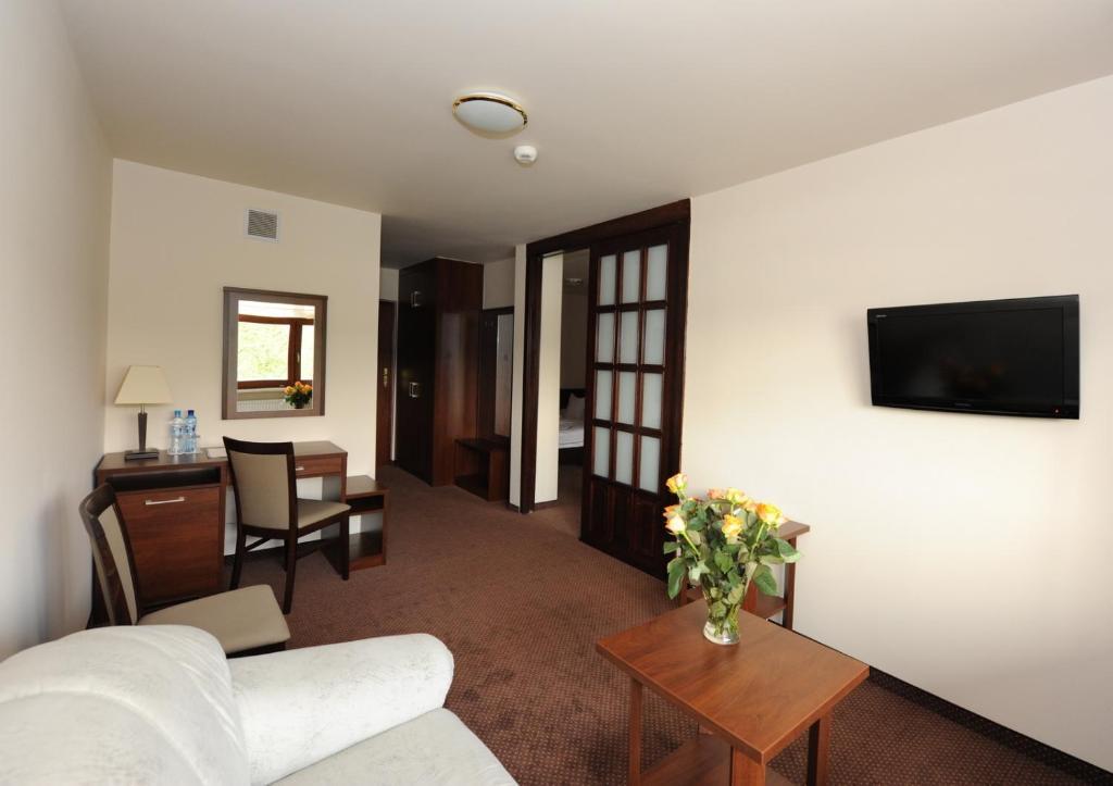 Hotel Kormoran Mierki Rum bild